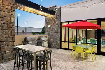 Terrace/Patio 43 of 46