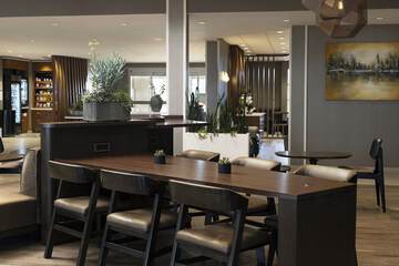 Dining 54 of 75
