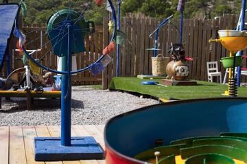 Children's play area - outdoor