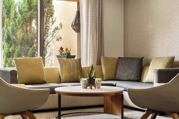 Hotel Interior 10 of 37