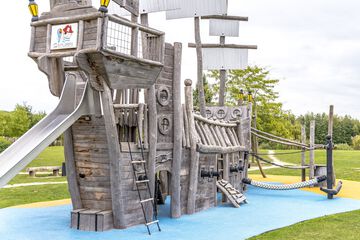 Children's play area - outdoor