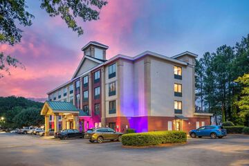 Hotel 5 of 40