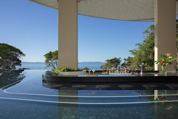 Infinity pool