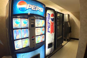 Vending machine