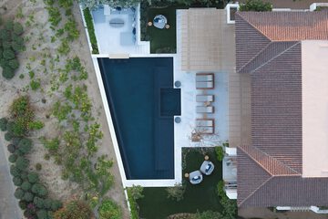 Private pool