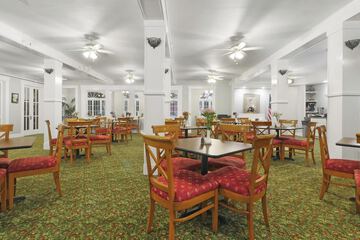 Dining 128 of 149