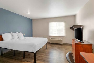 Room 28 of 28