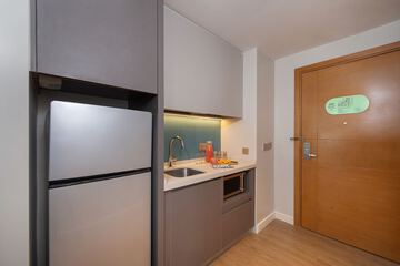 Private kitchenette