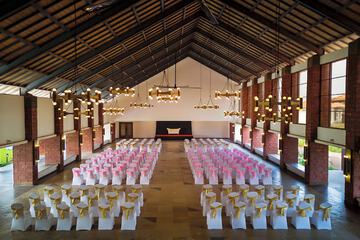 Banquet hall