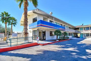 Motel 6-Nogales AZ - Mariposa Road