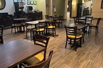 Breakfast/Coffee Service 26 of 29