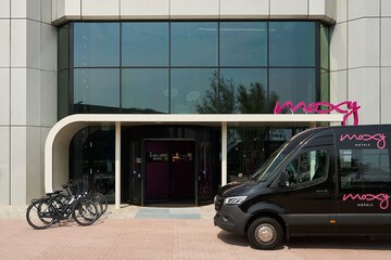 Airport shuttle