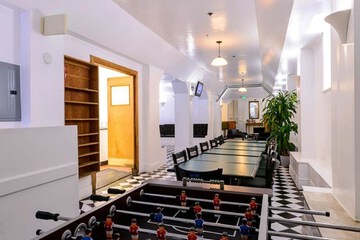 Hotel Interior 4 of 10