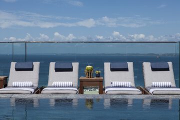 Rooftop pool