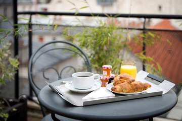 Breakfast area