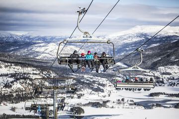 Snow and ski sports