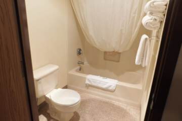 Room 11 of 26