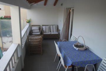 Photo 52