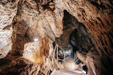 Spelunking/cave exploring