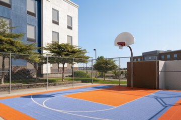 Sport court