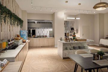 Breakfast area