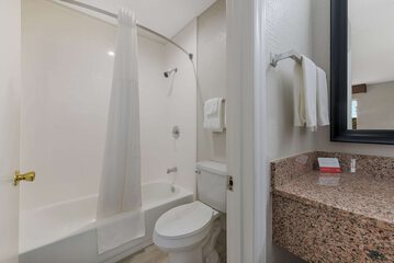 Room 35 of 42