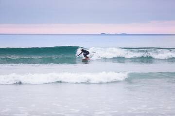 Surfing/boogie boarding
