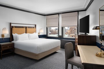 Hilton Orrington / Evanston
