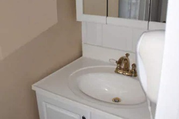 Bathroom sink