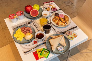 Breakfast meal