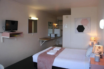Photo 4