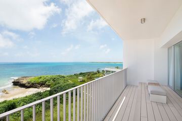 Beach/ocean view