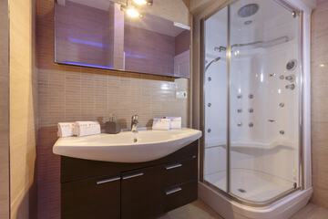 Jetted tub