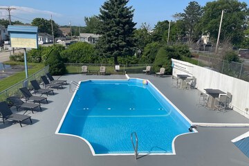 Seabreeze Motel
