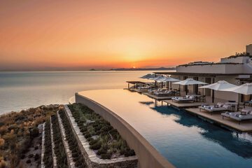 Infinity pool