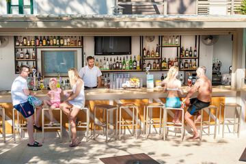 Poolside bar