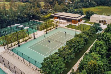 Tennis court