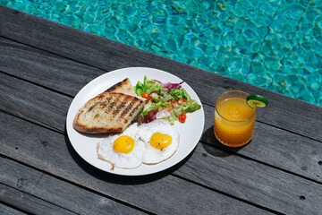 Breakfast meal