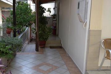 Photo 33