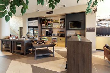 Snack bar