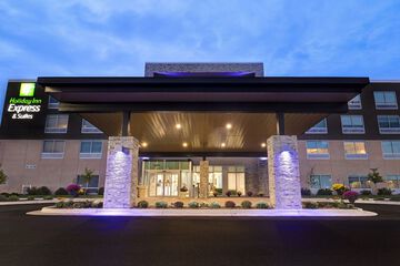 Holiday Inn Express & Suites Brighton by IHG