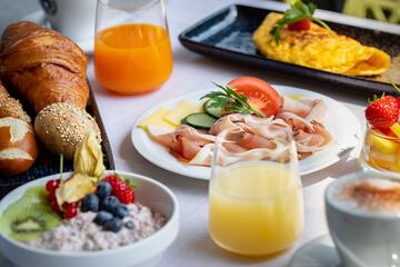 Breakfast meal