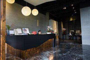 Check-in/check-out kiosk