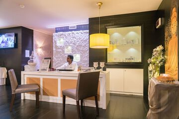 Spa reception
