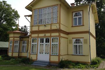 Photo 6