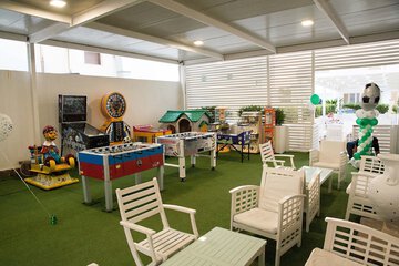 Children's play area - indoor