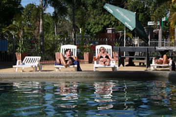 CAIRNS BEACH HOUSE 5