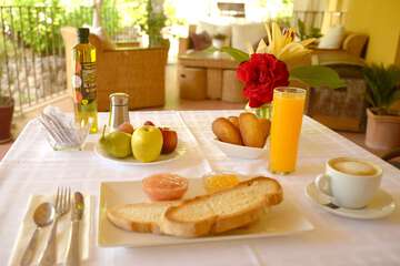Breakfast meal