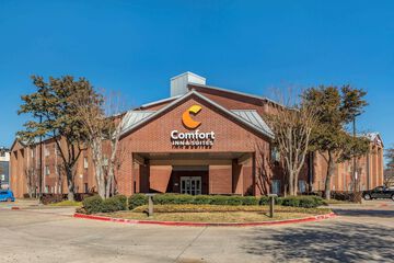 Comfort Inn & Suites North Dallas - Addison