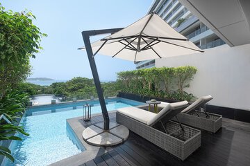Private pool